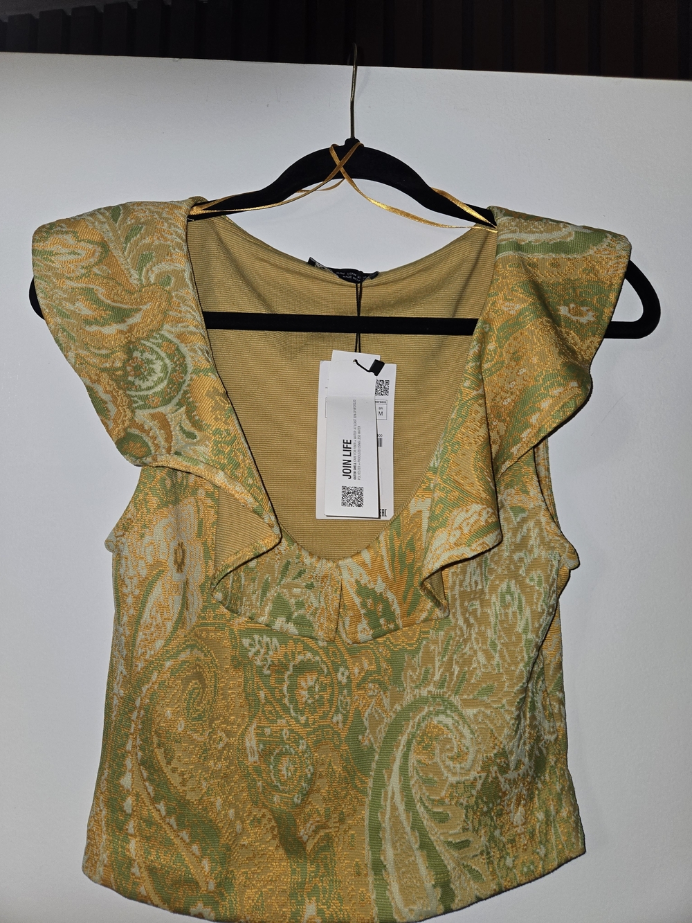 Zara Yellow and Green Paisley Ruffle Tank